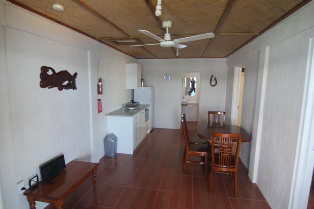 Boathouse Apartments Neiafu Rom bilde